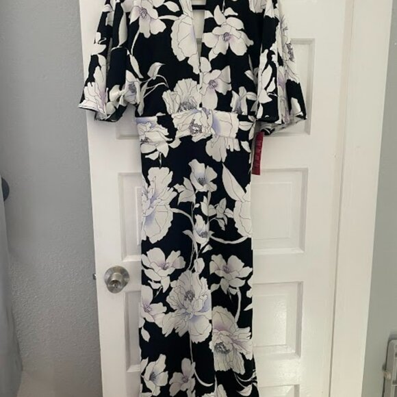 Truth & Fable Floral Keyhole Maxi Evening Dress With Side Slits - NWT - Picture 1 of 10